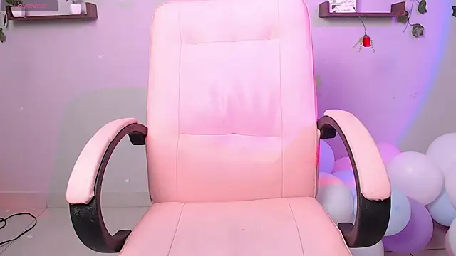 Snapshot of macey_elliot_ chatting on March 7, 2025, 7:27 pm macey elliot online show from March 7, 2025, 7:27 pm