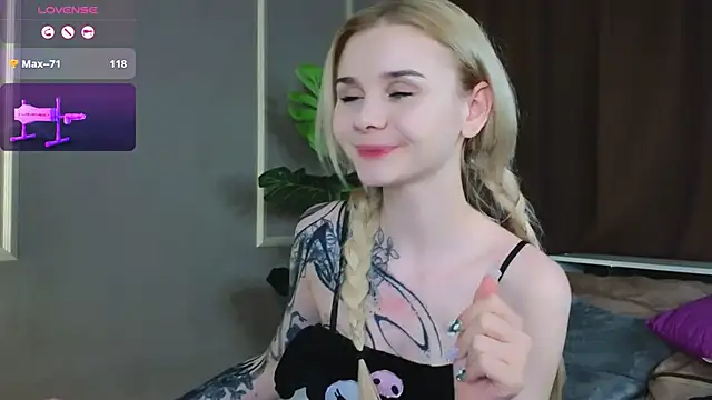 Britney Lynch online show from February 27, 2025, 12:21 am