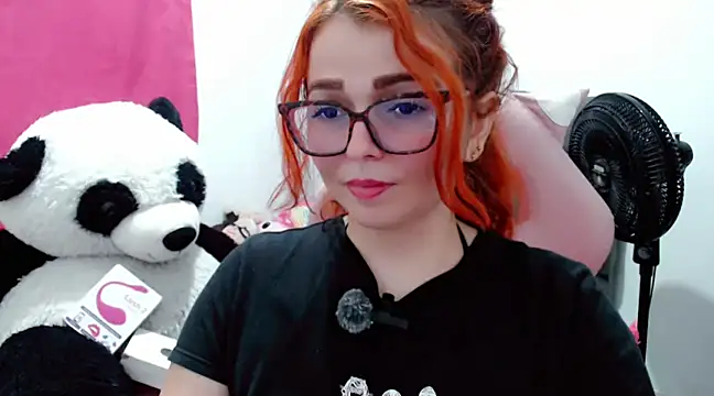 Snapshot of Alexatexa2929 chatting on March 2, 2025, 1:04 am Alexatexa2929 online show from March 2, 2025, 1:04 am