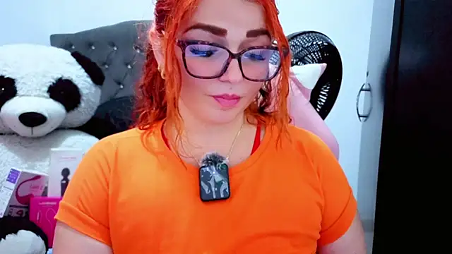 Snapshot of Alexatexa2929 chatting on October 16, 2025, 8:43 pm Alexatexa2929 online show from October 16, 2025, 8:43 pm