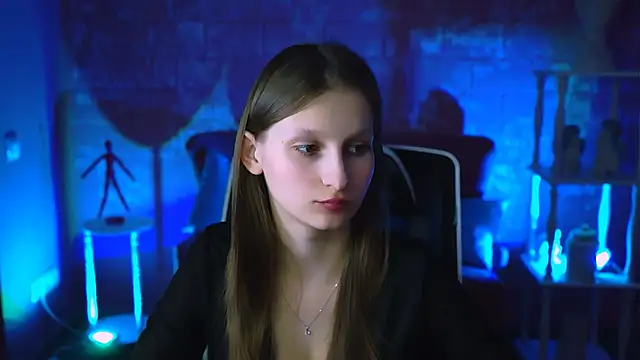 Snapshot of EllaHorton chatting on February 21, 2025, 3:43 pm EllaHorton online show from February 21, 2025, 3:43 pm