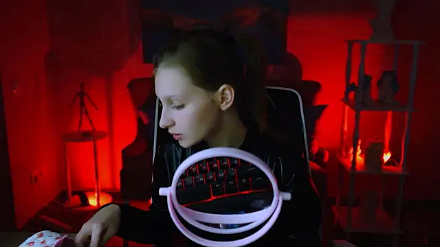 Snapshot of EllaHorton chatting on February 23, 2025, 5:56 am EllaHorton online show from February 23, 2025, 5:56 am