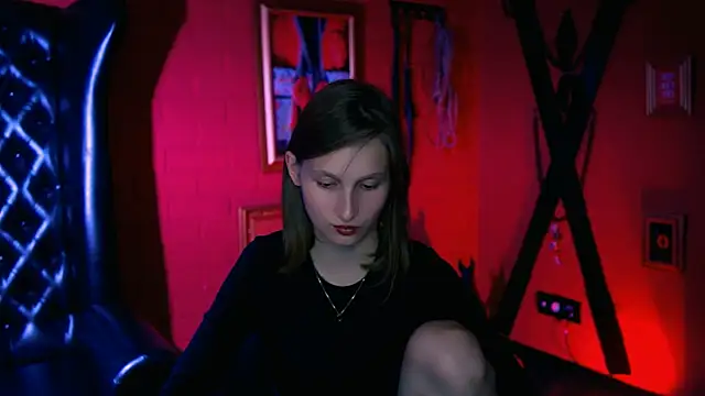 Snapshot of EllaHorton chatting on September 11, 2025, 4:40 pm EllaHorton online show from September 11, 2025, 4:40 pm