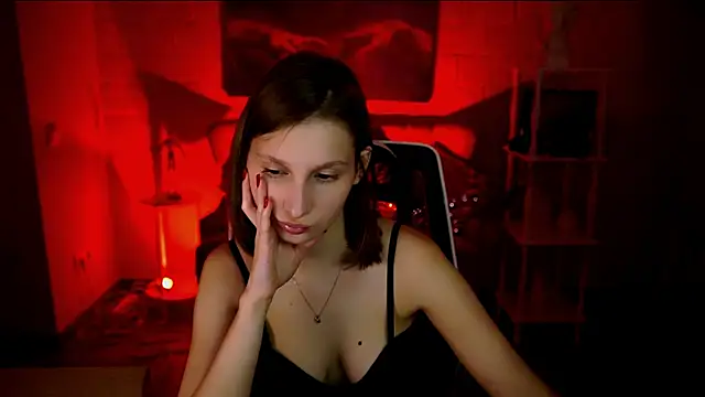 EllaHorton online show from March 3, 2026, 4:35 pm