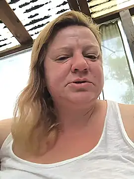 jusichka online show from June 4, 2026, 5:02 am