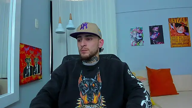 Snapshot of Drako_Lamar chatting on March 5, 2025, 4:46 pm Drako Lamar online show from March 5, 2025, 4:46 pm