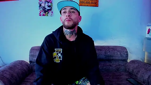 Snapshot of Drako_Lamar chatting on October 30, 2025, 12:50 pm Drako Lamar online show from October 30, 2025, 12:50 pm