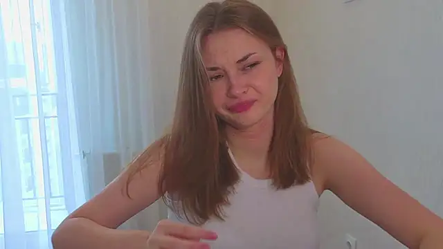 Snapshot of CharryClim chatting on September 20, 2025, 10:16 am CharryClim online show from September 20, 2025, 10:16 am