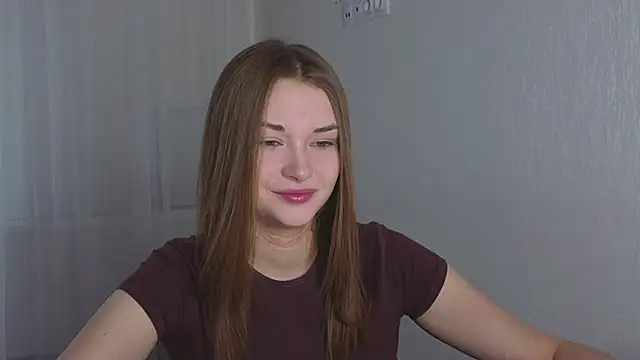 Snapshot of CharryClim chatting on November 2, 2025, 4:15 am CharryClim online show from November 2, 2025, 4:15 am