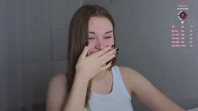 Snapshot of CharryClim chatting on November 7, 2025, 4:23 am CharryClim online show from November 7, 2025, 4:23 am