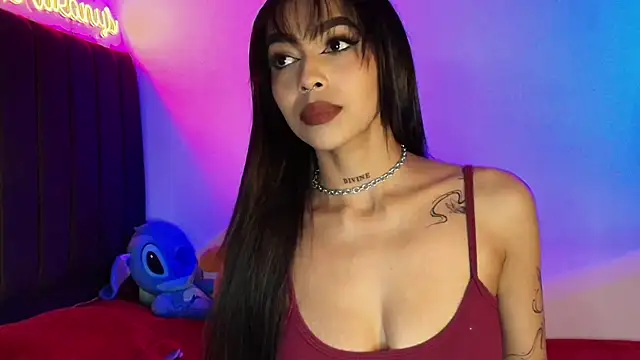 Snapshot of Alleanys_Cristal chatting on October 20, 2025, 9:26 pm Alleanys Cristal online show from October 20, 2025, 9:26 pm