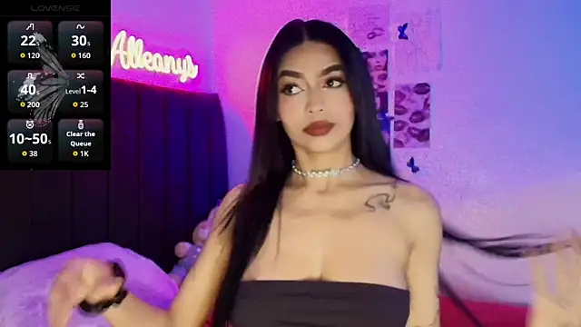 Alleanys Cristal online show from January 6, 2026, 8:12 pm