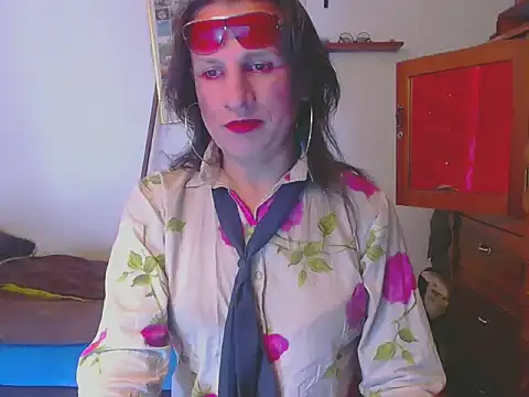 LorenJade online show from January 14, 2026, 7:47 am