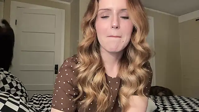 sexylilly69 online show from June 10, 2026, 2:56 am