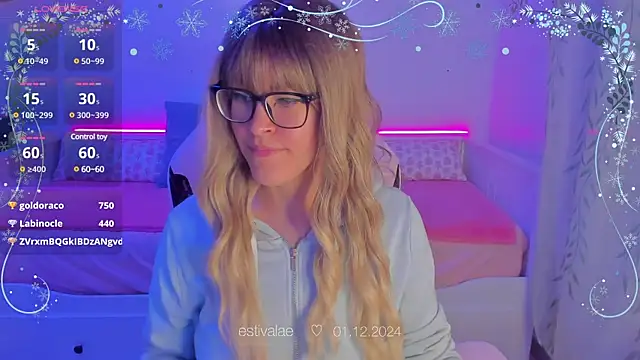 Snapshot of estivalae chatting on December 1, 2024, 7:36 pm estivalae online show from December 1, 2024, 7:36 pm