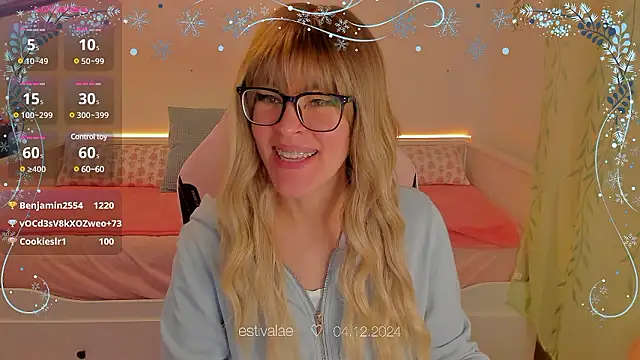 Snapshot of estivalae chatting on December 4, 2024, 4:16 pm estivalae online show from December 4, 2024, 4:16 pm