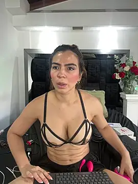 Arianna Jones1 online show from May 23, 2026, 9:30 pm