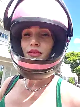 Irresistible24 online show from December 18, 2025, 5:52 pm