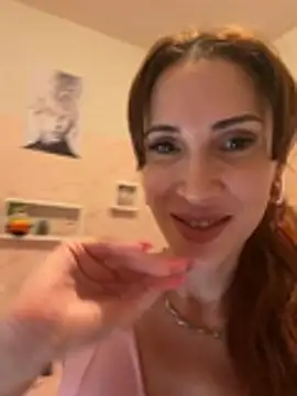 Snapshot of Irresistible24 chatting on February 7, 2026, 12:14 am Irresistible24 online show from February 7, 2026, 12:14 am