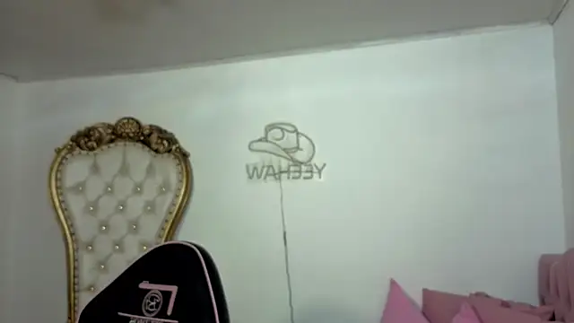 Jenner tay online show from June 19, 2026, 4:50 am