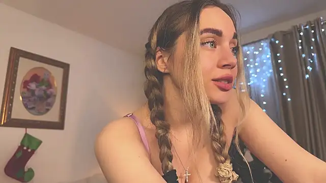 Snapshot of hotexclusive_ chatting on January 10, 2025, 5:37 am hotexclusive online show from January 10, 2025, 5:37 am