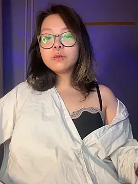 maydaykimmy online show from July 5, 2026, 10:39 pm