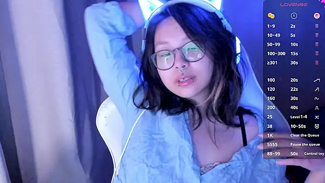 maydaykimmy online show from July 11, 2026, 10:11 pm