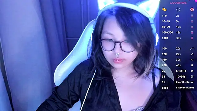 maydaykimmy online show from July 17, 2026, 9:08 pm