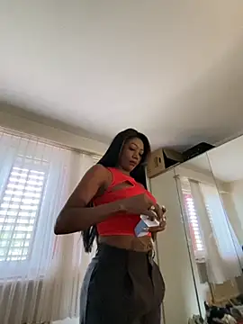 Snapshot of SUUKAM chatting on September 26, 2025, 9:46 am SUUKAM online show from September 26, 2025, 9:46 am