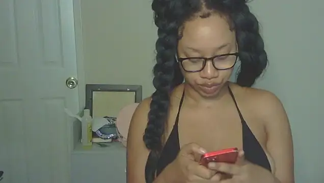 Snapshot of goddessdaisysky chatting on October 17, 2025, 4:53 pm goddessdaisysky online show from October 17, 2025, 4:53 pm