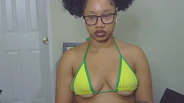 Snapshot of goddessdaisysky chatting on October 24, 2025, 4:31 am goddessdaisysky online show from October 24, 2025, 4:31 am