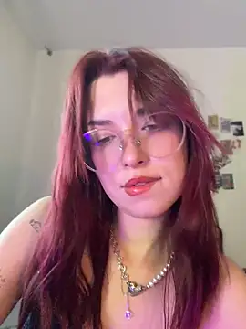 Evangeline Lawrence  online show from July 17, 2026, 4:34 pm