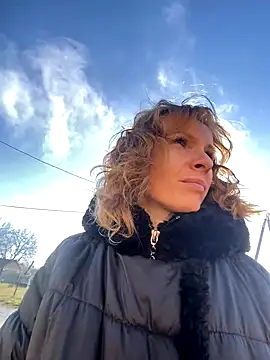 Anita-Smith online show from November 14, 2025, 8:13 am