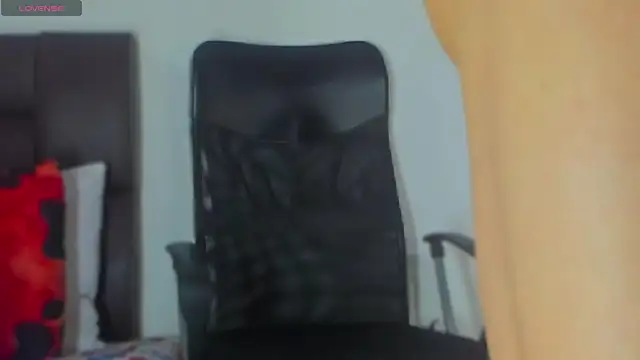 MikeRoss7777 online show from September 16, 2025, 6:03 am