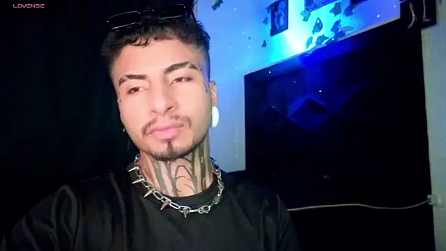 JuanCamiilo 66 online show from May 25, 2026, 11:55 pm