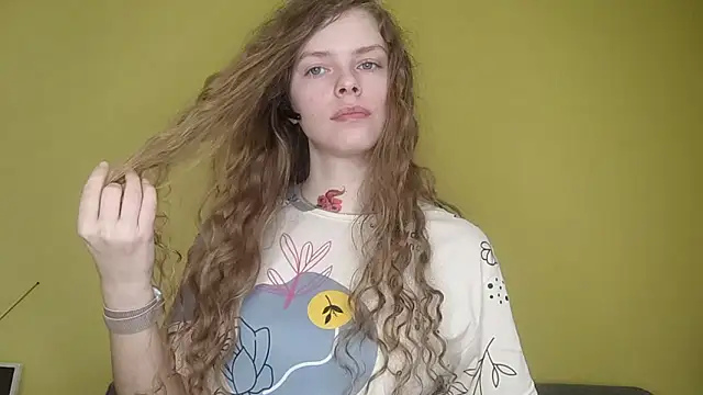 RayaNenlia online show from February 24, 2026, 6:33 am