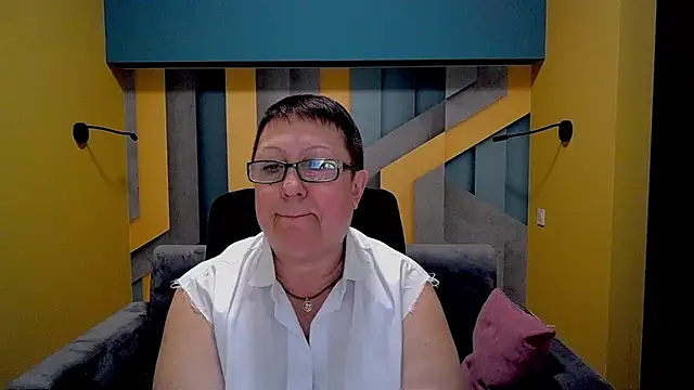 BarbaraTurners online show from March 16, 2025, 9:37 pm