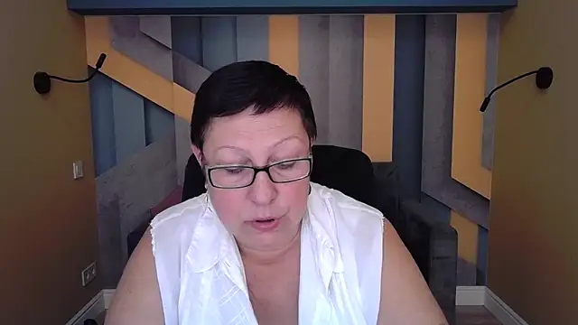 BarbaraTurners online show from October 15, 2025, 6:30 pm