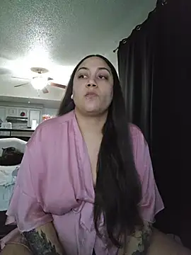 honeeyyy pot online show from December 3, 2025, 3:25 am