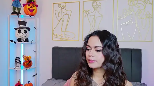 Snapshot of summer_holiday chatting on October 22, 2025, 5:08 am summer holiday online show from October 22, 2025, 5:08 am