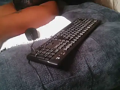 Snapshot of Rimeldany chatting on February 11, 2026, 7:08 pm Rimeldany online show from February 11, 2026, 7:08 pm