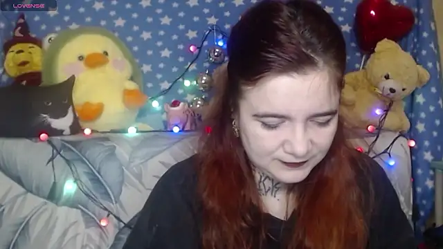 Snapshot of Yours_good_mood chatting on February 21, 2026, 1:39 am Yours good mood online show from February 21, 2026, 1:39 am