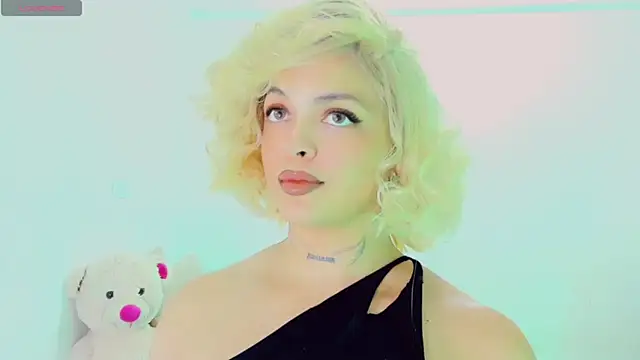 Snapshot of Emmaa_Saenz_ chatting on February 27, 2026, 11:49 pm Emmaa Saenz online show from February 27, 2026, 11:49 pm