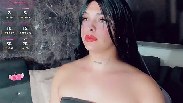 Emmaa Saenz  online show from July 18, 2026, 9:29 pm