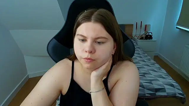 Snapshot of AbbyPleasure chatting on June 3, 2026, 9:23 am AbbyPleasure online show from June 3, 2026, 9:23 am