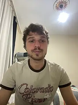 oguuxum online show from April 7, 2026, 7:03 pm