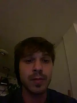 oguuxum online show from April 12, 2026, 9:20 pm