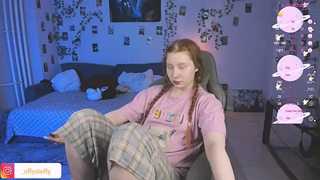 CallMeEffy1 online show from September 15, 2025, 2:39 pm