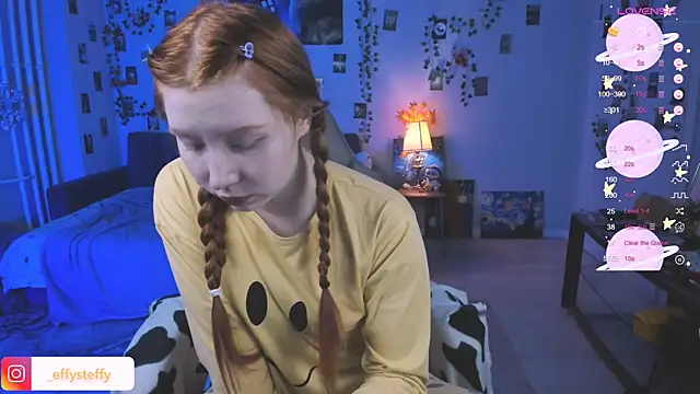 CallMeEffy1 online show from October 25, 2025, 8:03 pm