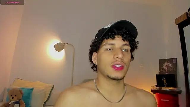 Curlblue online show from September 20, 2025, 10:05 am